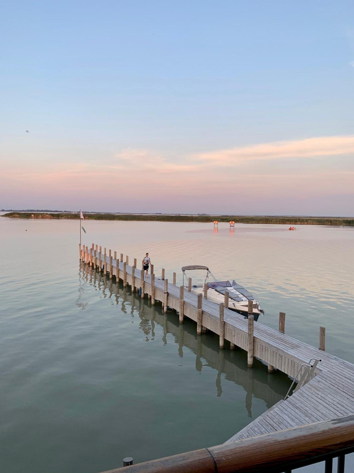 Seehuette Neusiedlersee - Seehaus Inklusive Elektroboot Rust Εξωτερικό φωτογραφία
