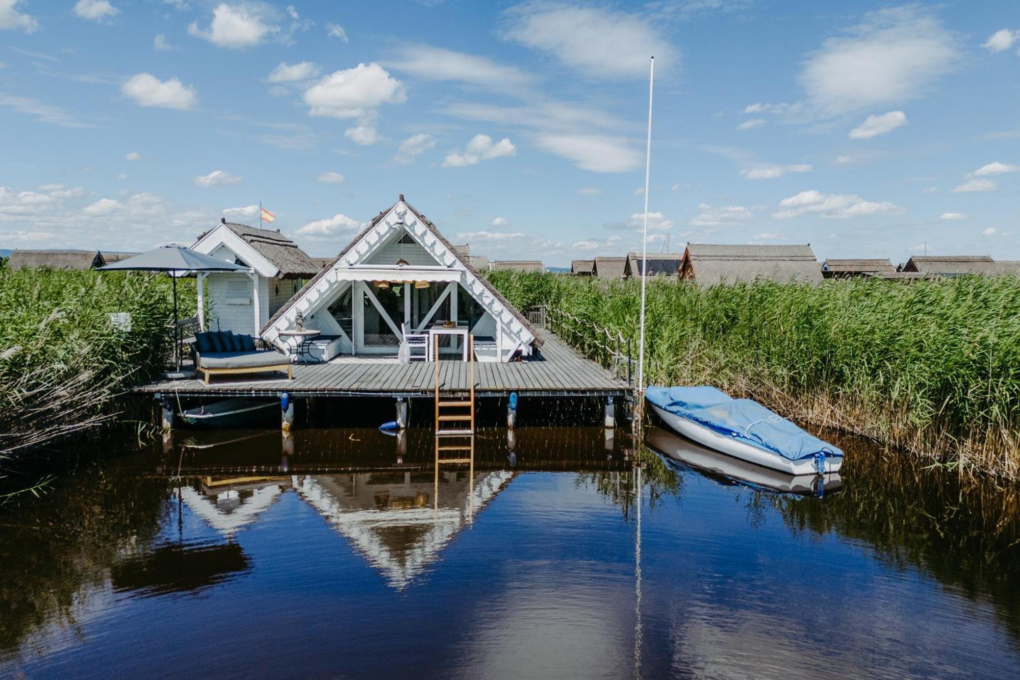 Seehuette Neusiedlersee - Seehaus Inklusive Elektroboot Rust Εξωτερικό φωτογραφία