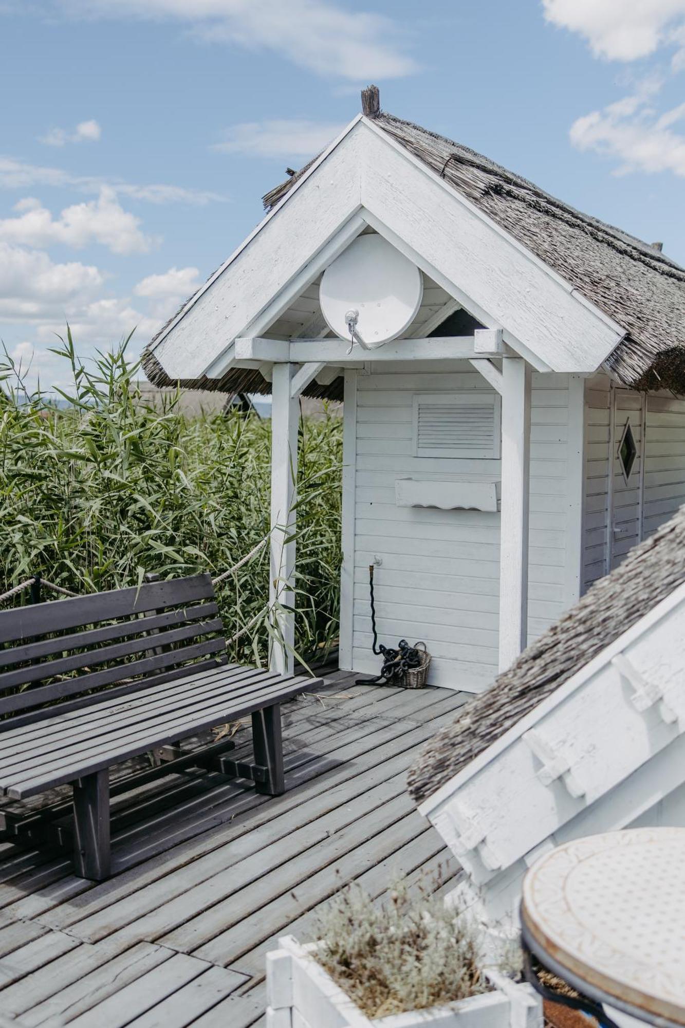 Seehuette Neusiedlersee - Seehaus Inklusive Elektroboot Rust Εξωτερικό φωτογραφία